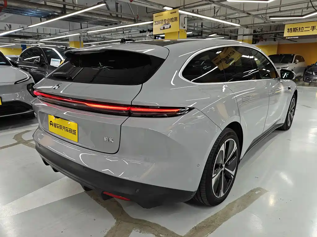 NIO ET5T 2024
