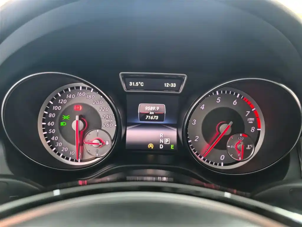 Mercedes-Benz CLA 2016 — фото 12
