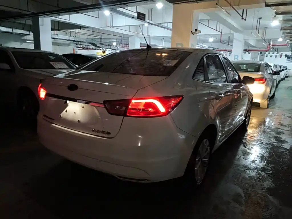 Ford Escort 2016