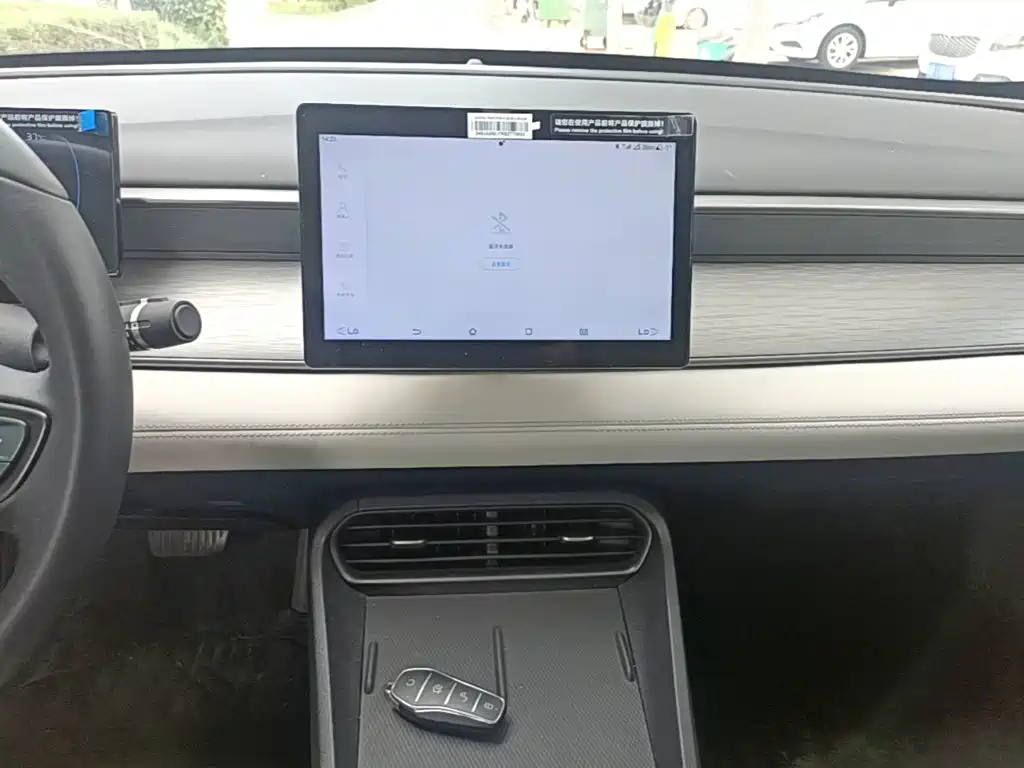 BYD Seal 05 DM-i 2025 — фото 13