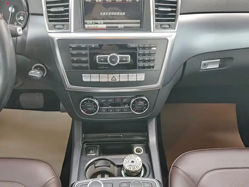 Mercedes-Benz M-Class 2013 — фото 19