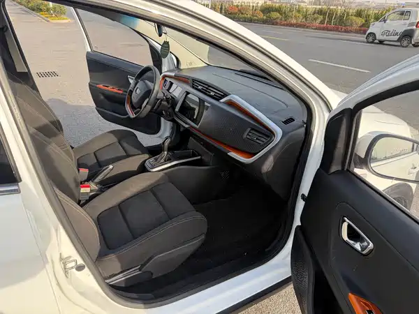 Geely Vision X1 2017