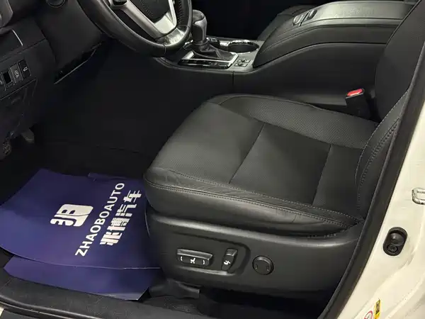 Toyota Highlander 2015