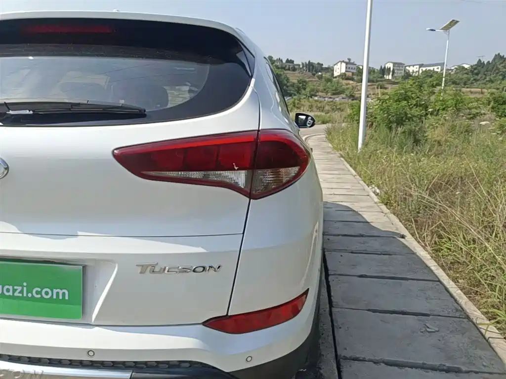 Hyundai Tucson 2016 — фото 8
