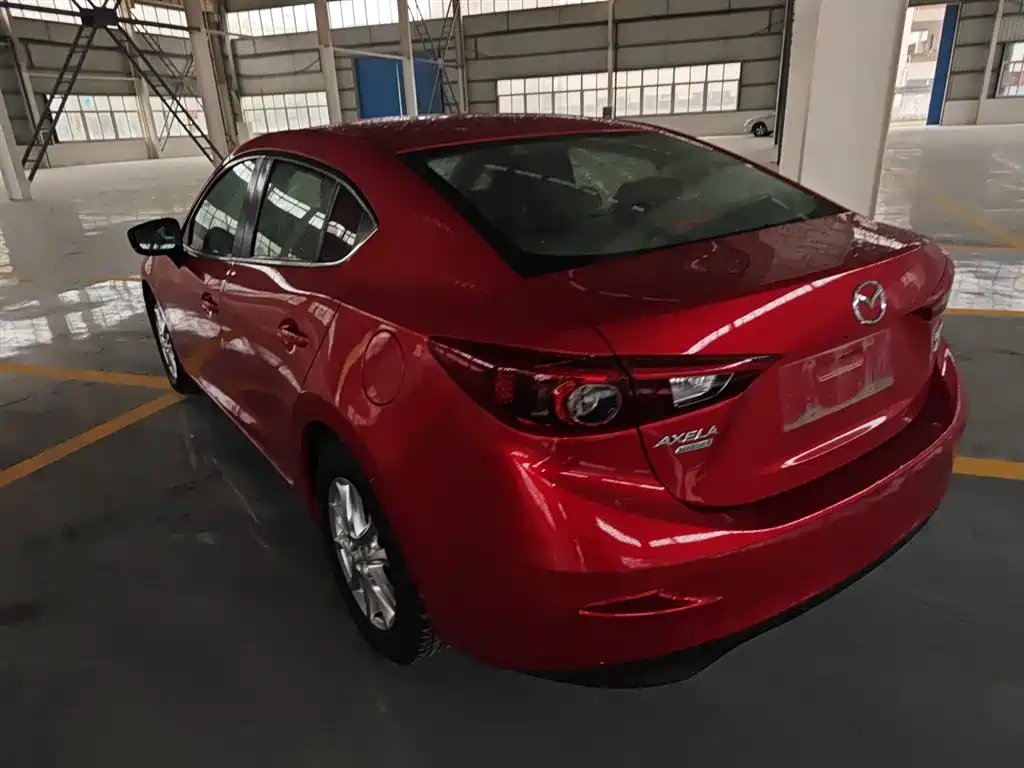 Mazda 3 Axela 2017 — фото 23