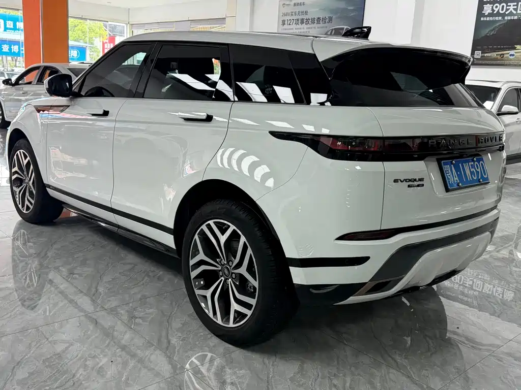 Land Rover Range Rover Evoque 2021 — фото 18