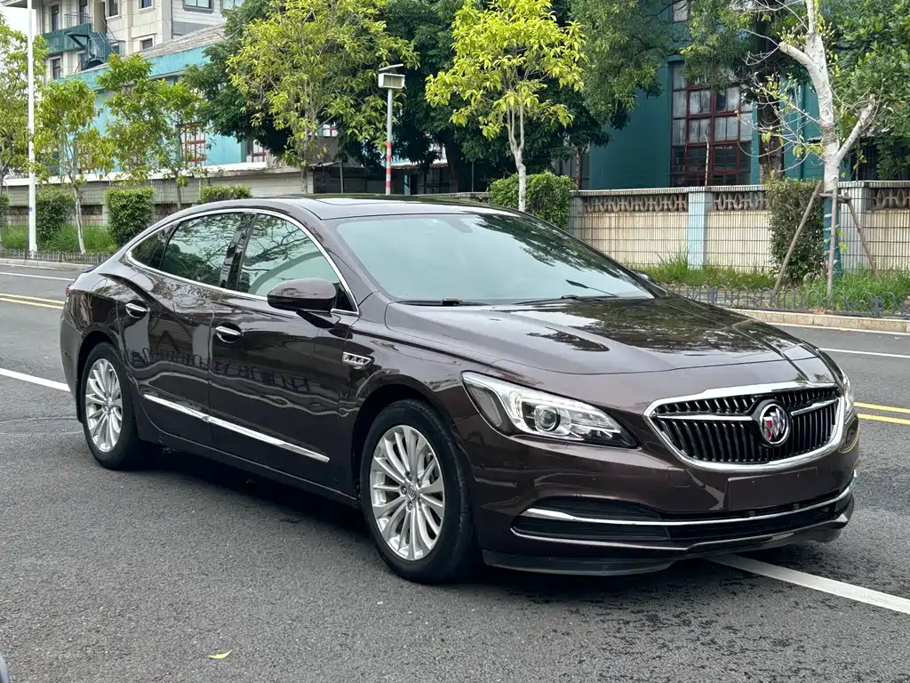 Buick LaCrosse 2017 — фото 3