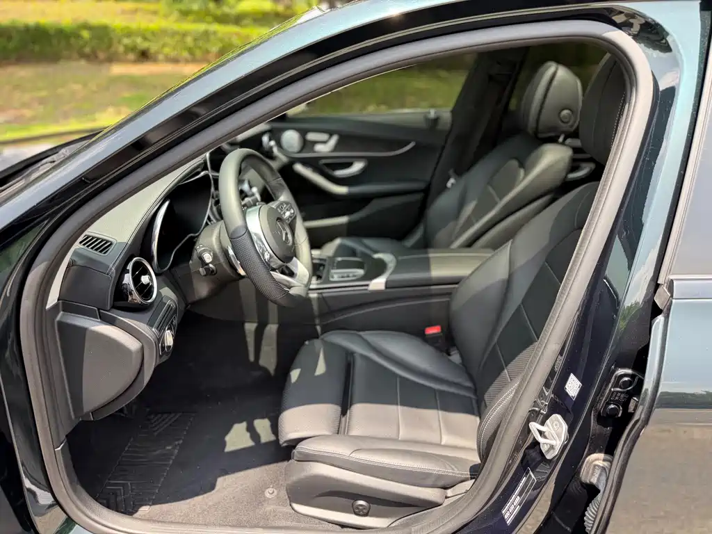 Mercedes-Benz C-Class 2021 — фото 9