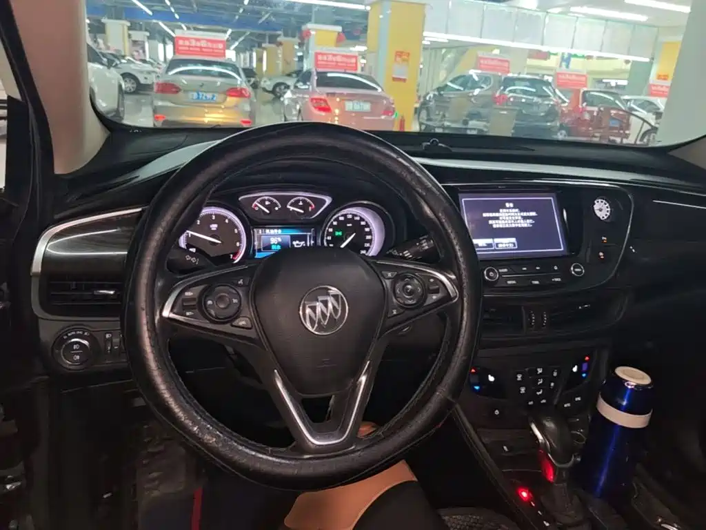 Buick Envision Plus 2018 — фото 10