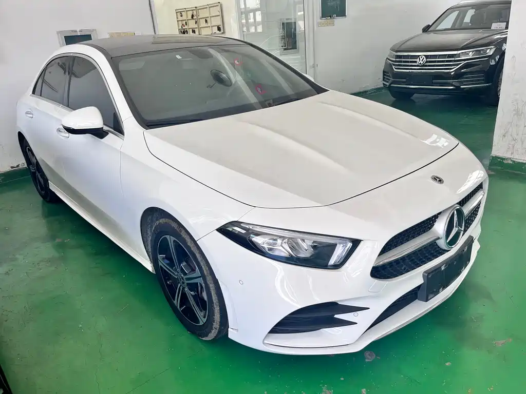 Mercedes-Benz A-Class 2023 — фото 3