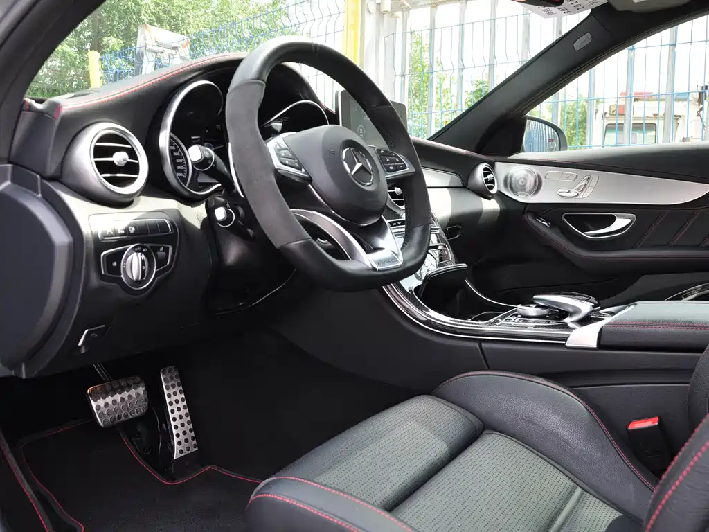 Mercedes-Benz C-Class AMG 2018 — фото 6