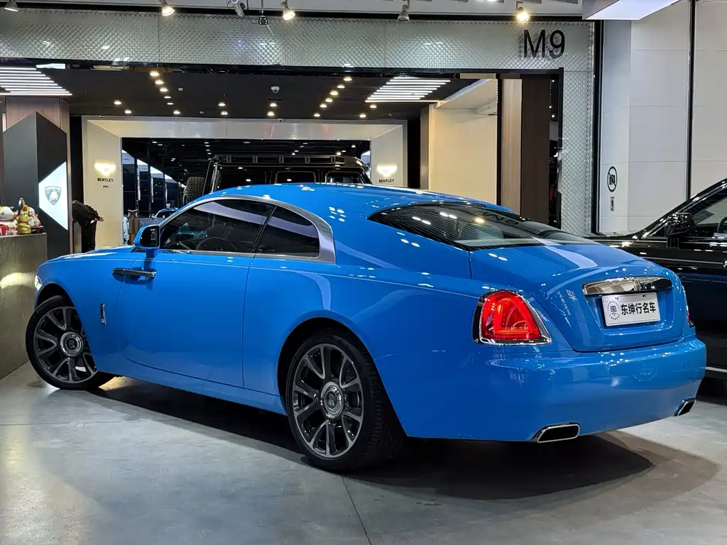 Rolls-Royce Wraith 2024 — фото 4