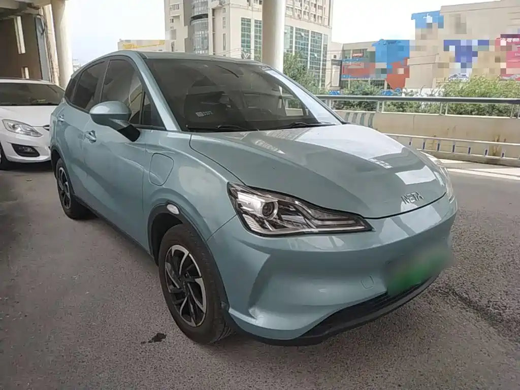Neta V 2022