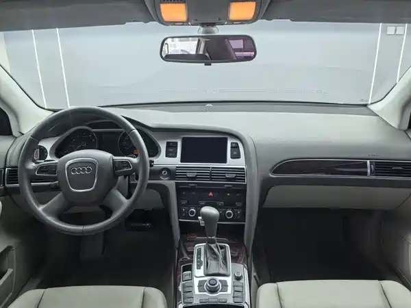Audi A6L 2011