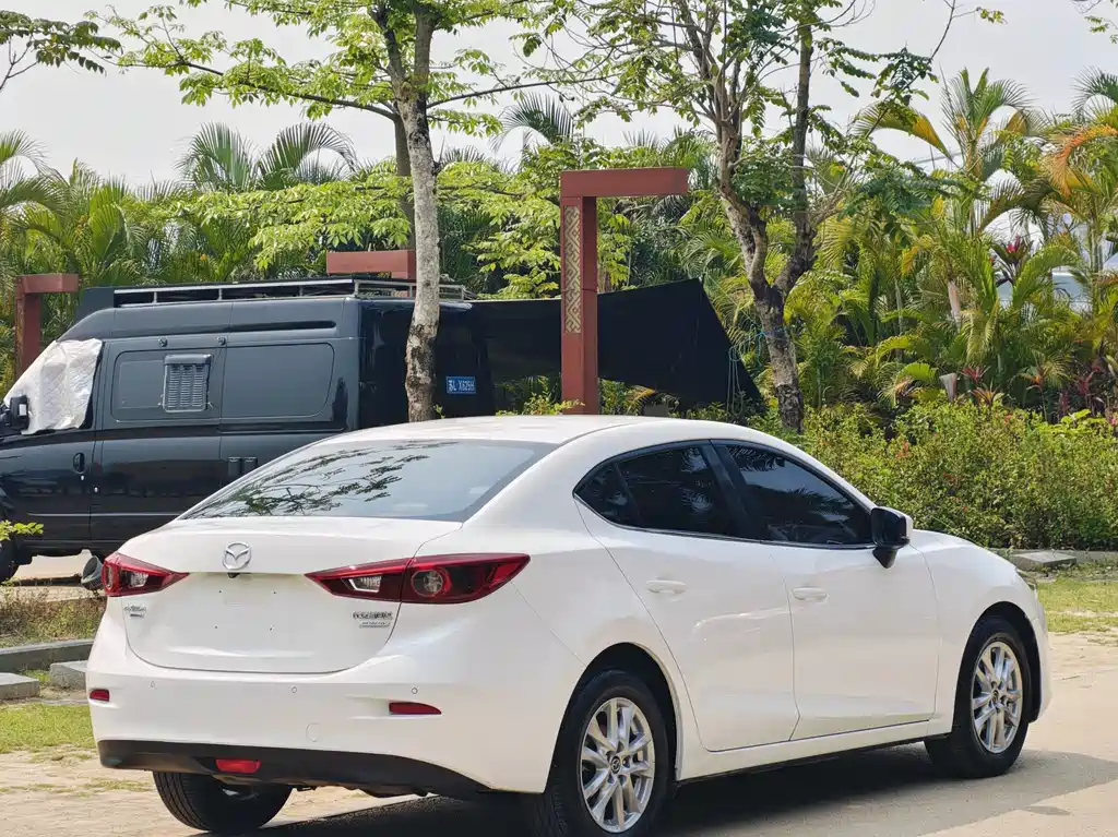 Mazda 3 Angkesela 2018