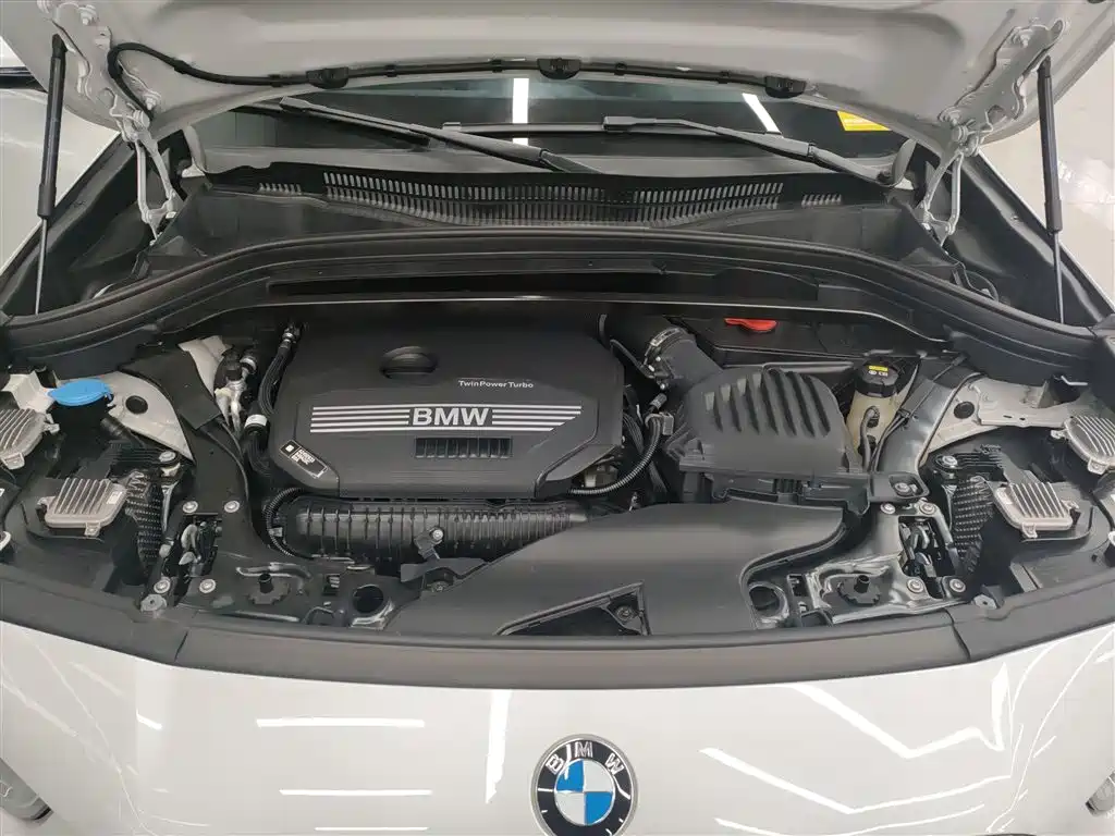 BMW X2 2022 — фото 16