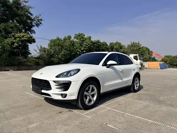 Porsche Macan 2016