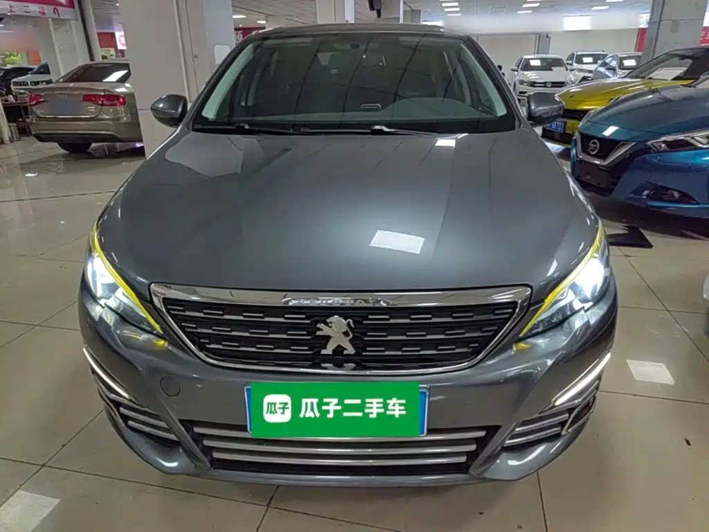 Peugeot 308 2018 — фото 3