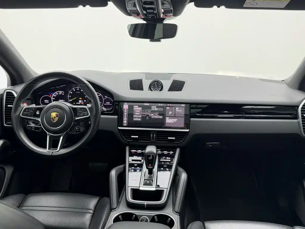 Porsche Cayenne Hybrid 2021 — фото 7