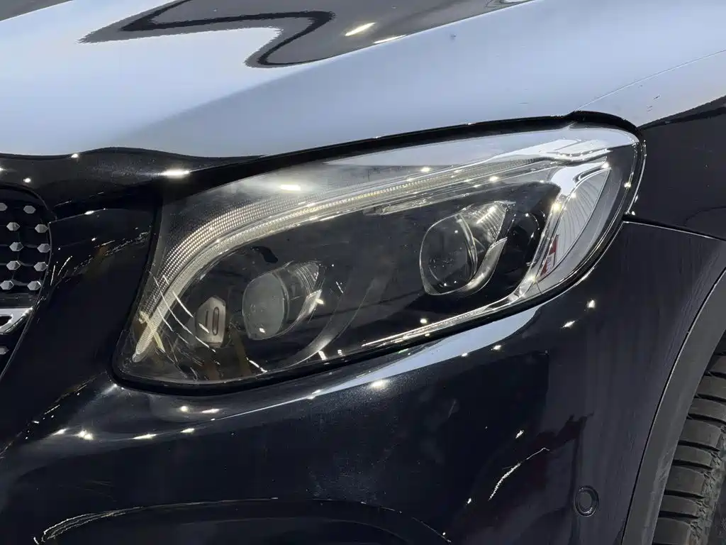 Mercedes-Benz GLC AMG 2018 — фото 5