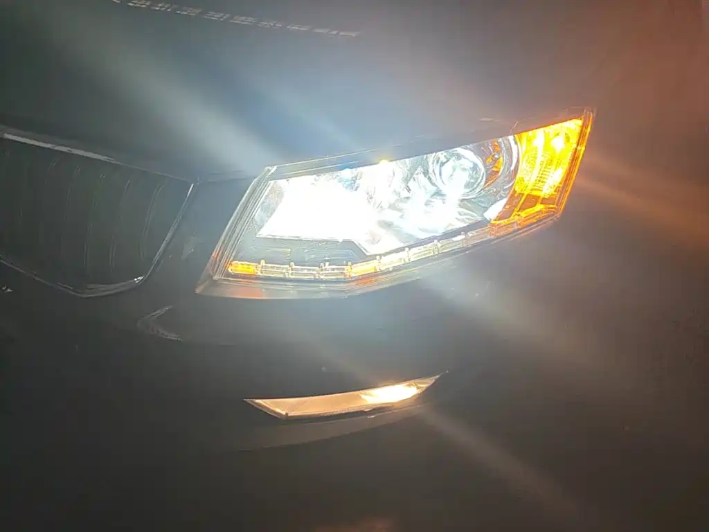 Skoda Octavia 2016 — фото 24