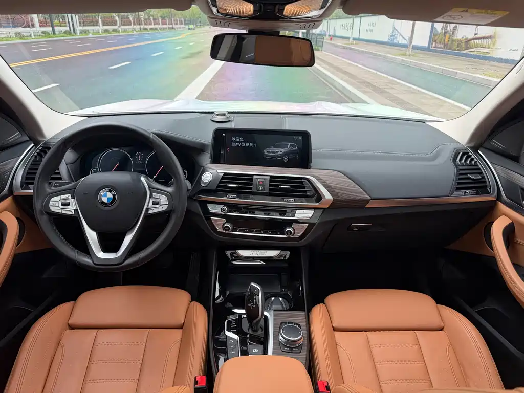 BMW X3 2019 — фото 11