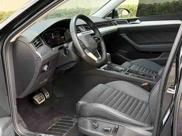 Volkswagen Magotan 2025