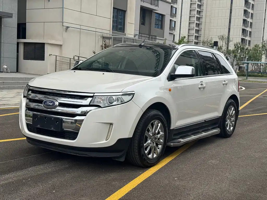 Ford Edge 2013 — фото 1