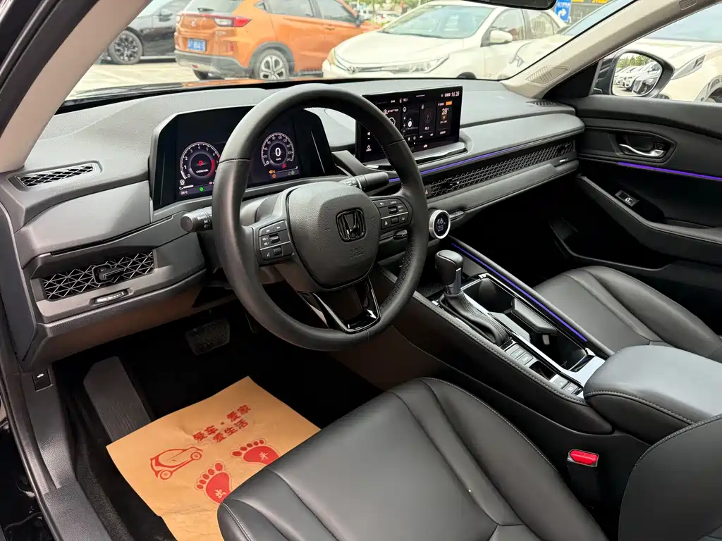 Honda Accord 2024 — фото 12