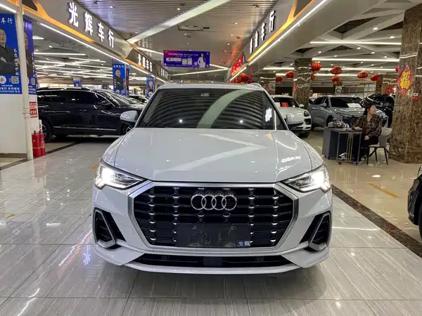 Audi Q3 2022