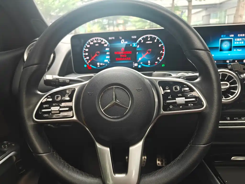 Mercedes-Benz GLB 2019 — фото 14
