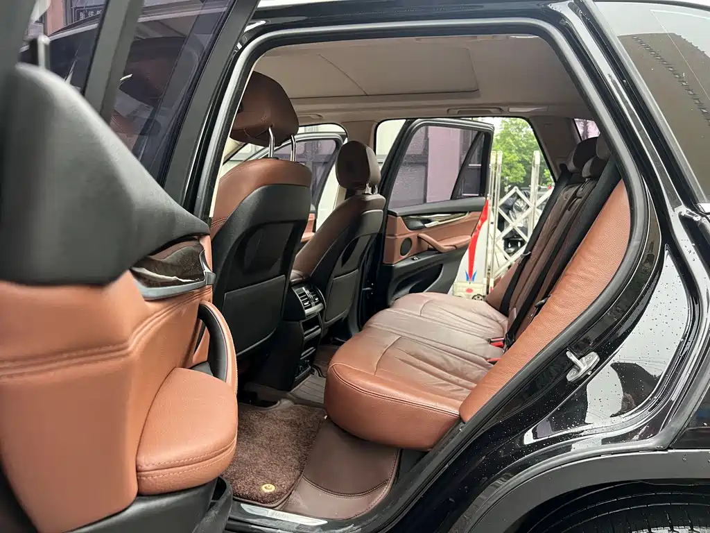 BMW X5 2016 — фото 19