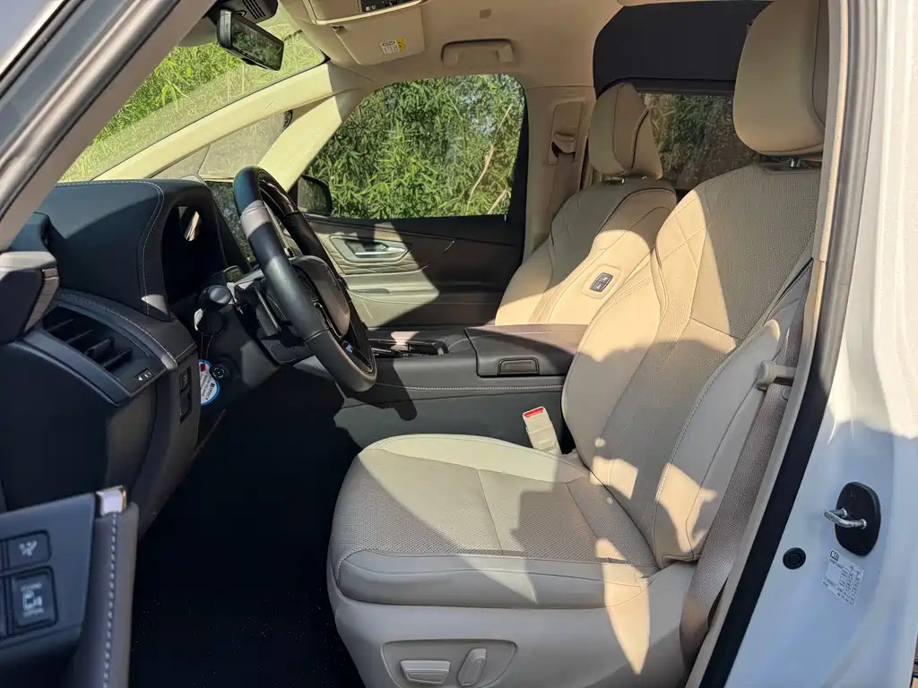 Toyota Vellfire 2023 — фото 4