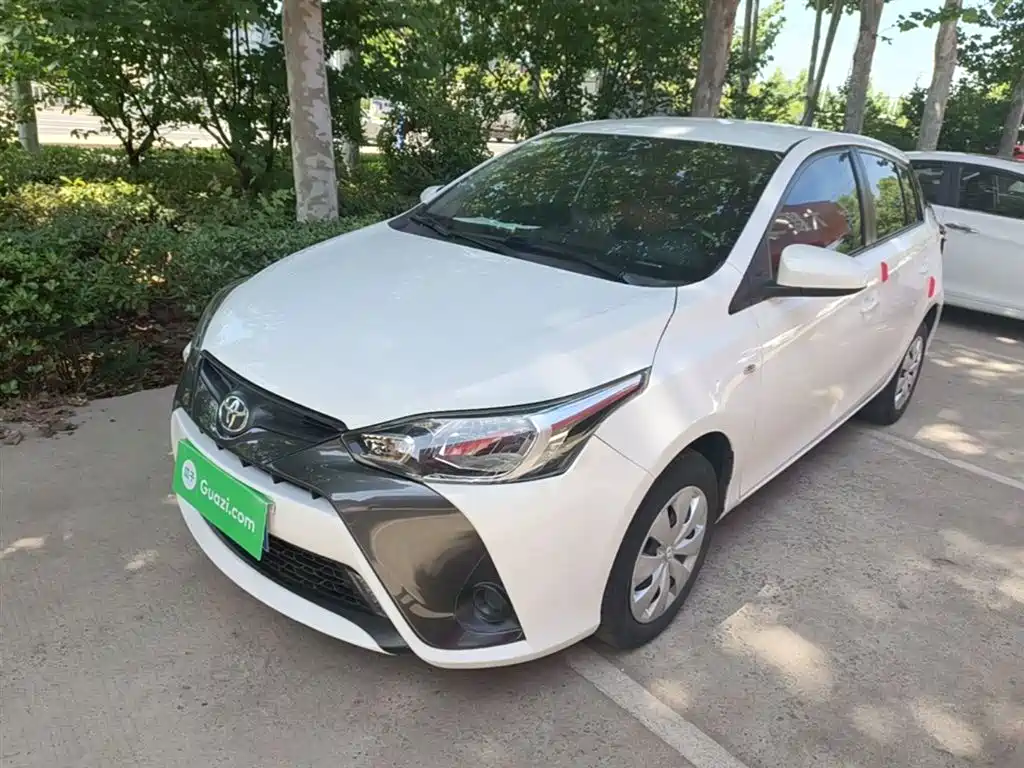 Toyota Yaris L 2021 — фото 2