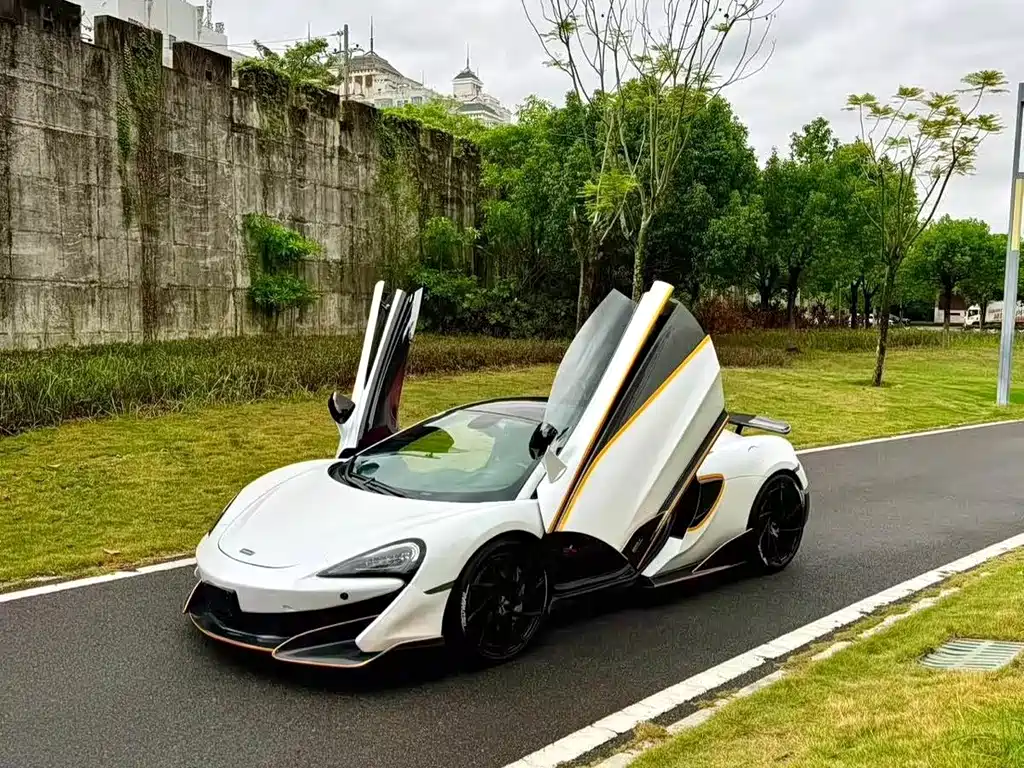 McLaren 570 2017