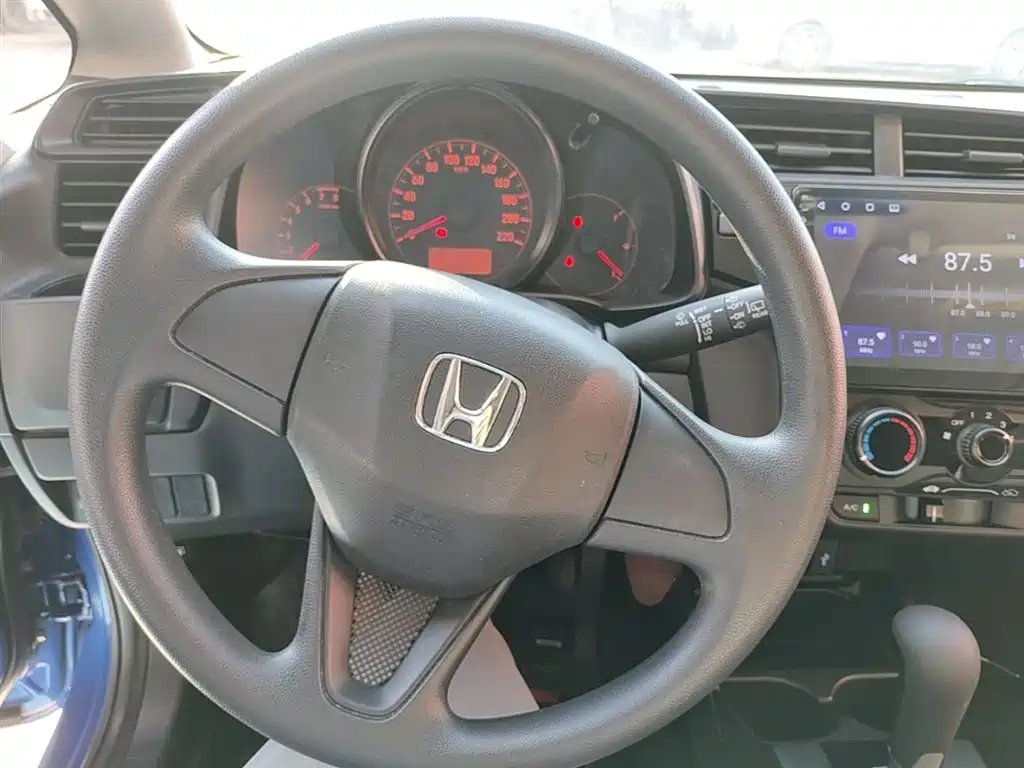 Honda Fit 2019 — фото 11