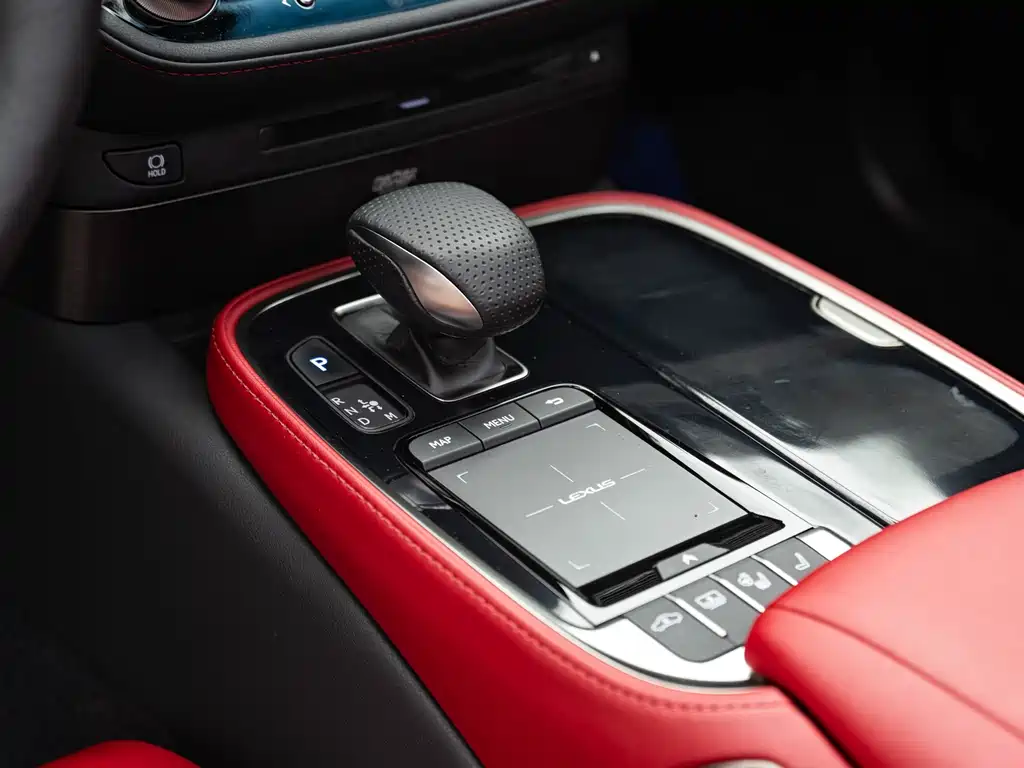 Lexus LS 2021 — фото 14