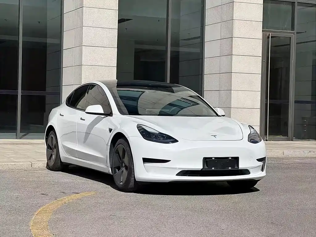 Tesla Model 3 2023 — фото 3