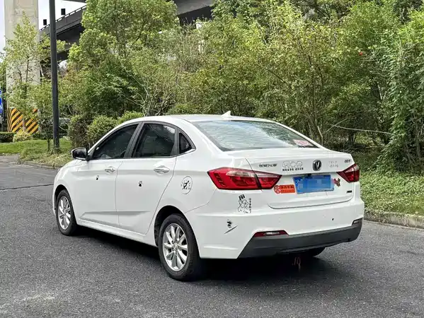 Changan Yuexiang V7 2016