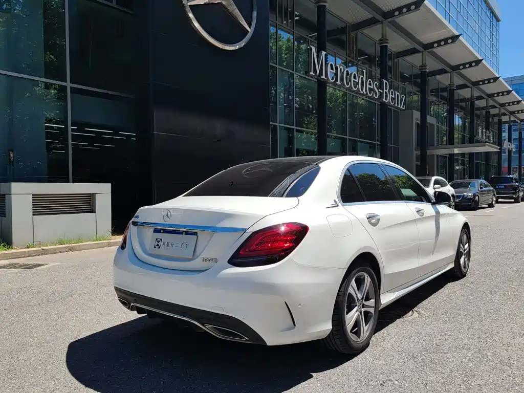 Mercedes-Benz C-Class 2020 — фото 3