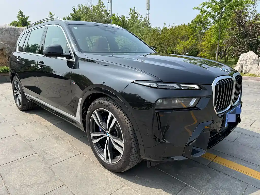 BMW X7 2026 — фото 2