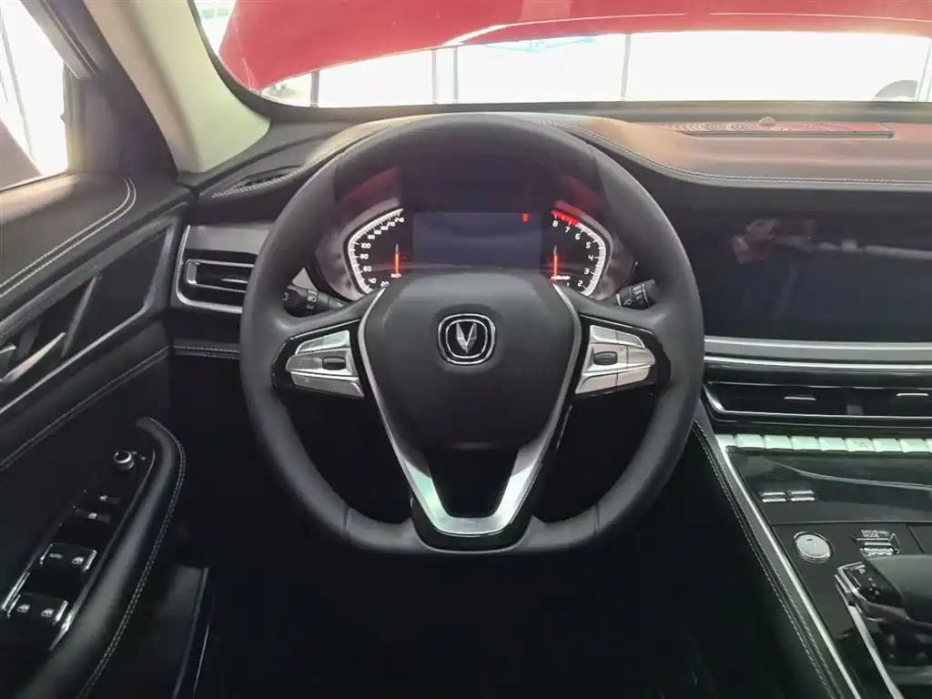 Changan CS85 COUPE 2020 — фото 11