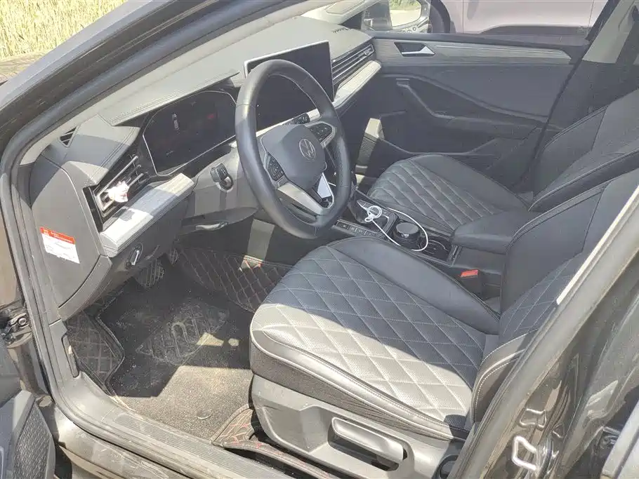 Volkswagen Sagitar 2022 — фото 9