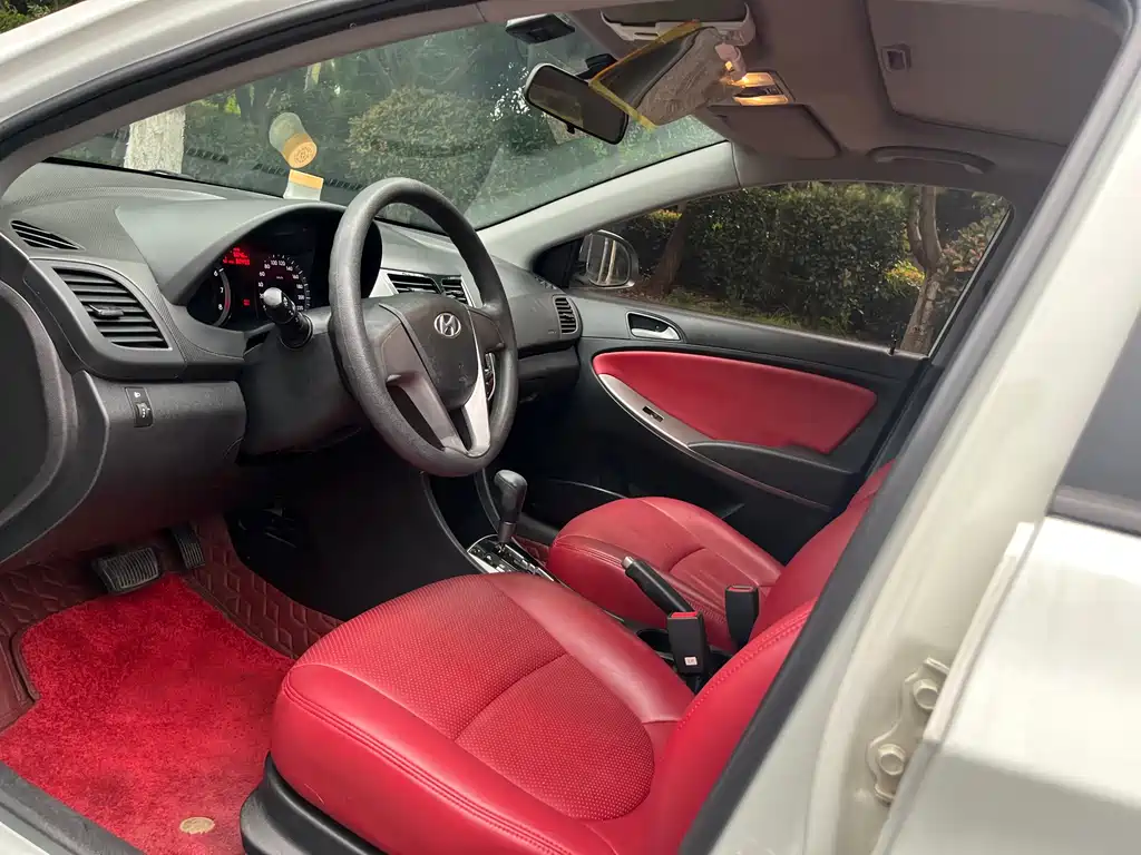 Hyundai Ruiyi 2015