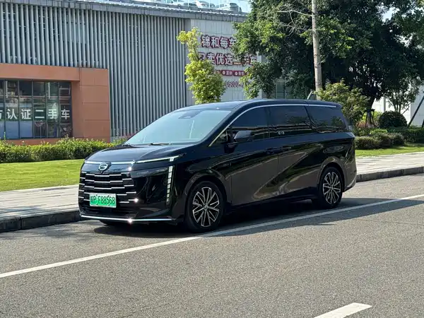GAC Trumpchi E8 PHEV 2024