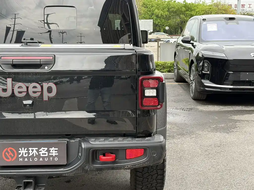 Jeep Gladiator 2024 — фото 9