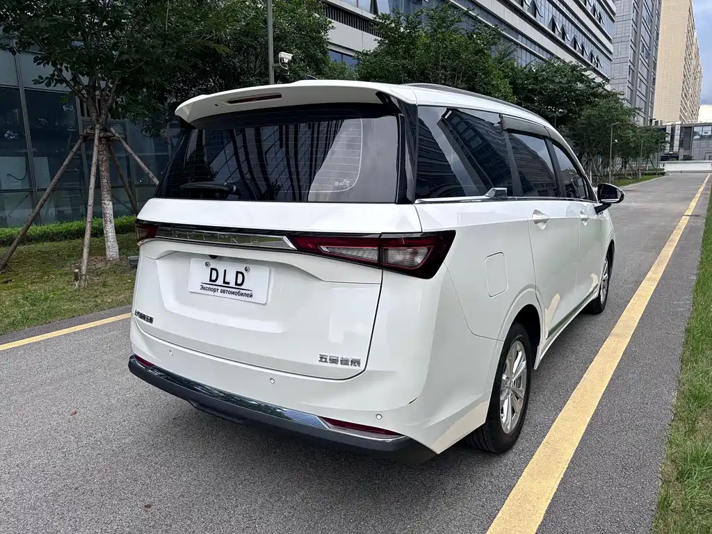 Wuling Jiachen 2022 — фото 10
