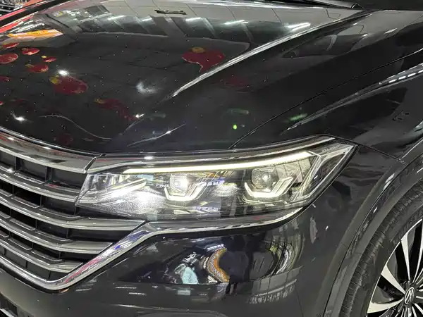 Volkswagen Viloran 2023