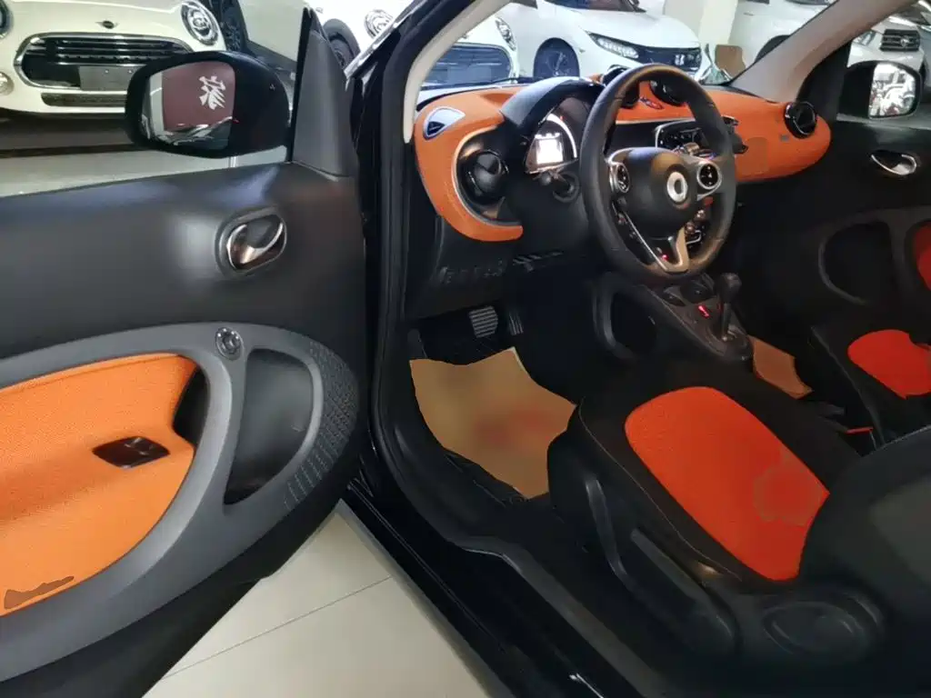 smart fortwo 2016 — фото 12