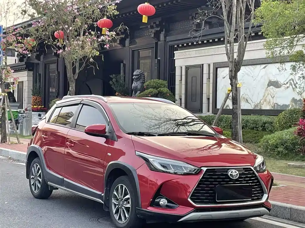 Toyota Yaris L 2020 — фото 23